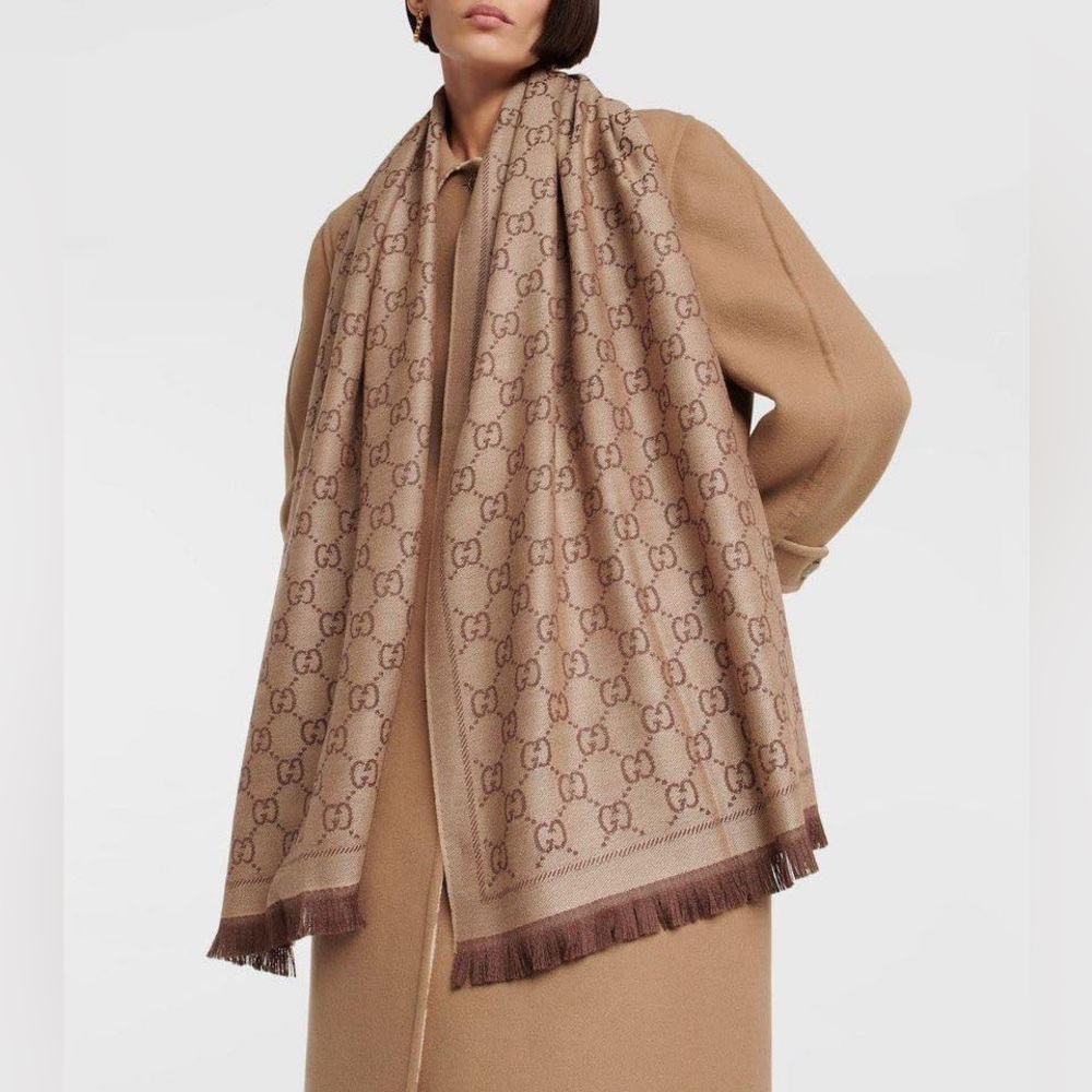 Gucci wool scarf